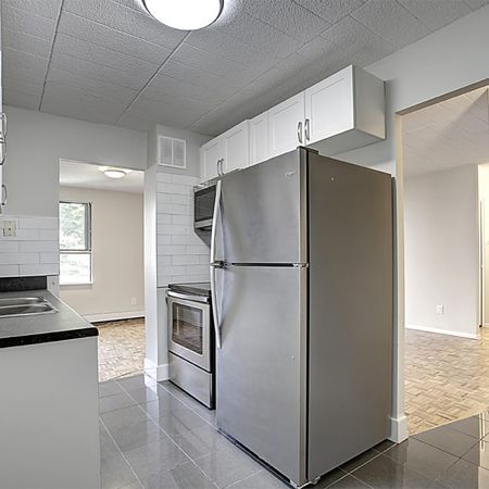 Millard Manor Apartments - Photo 3