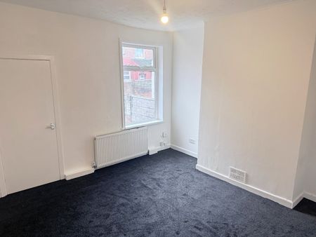 2 Bed Terraced House, Dollond Street, M9 - Photo 4
