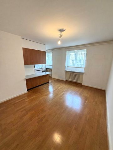 Gemütliche 2-Zimmer-Wohnung im Erdgeschoss in Basel - Photo 2