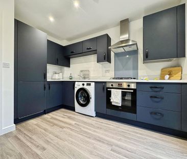 2 bedroom semi-detached house to rent - Photo 5