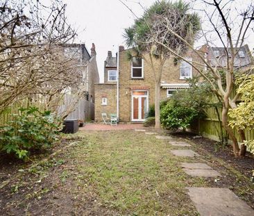 1 bedroom ground floor flat to rent - Photo 1