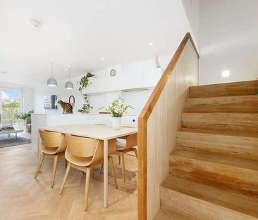 Anderson Square, Bow, E3 - Photo 1