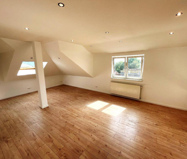 Einziehen & wohlfühlen: Komplett renovierte Wohnung ab sofort bez - Photo 1