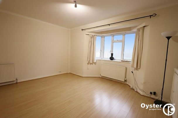 3 bedroom flat to rent - Photo 1