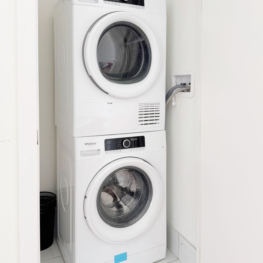 For Lease - 7 Steckley House Lane Unit# TH 610, Richmond Hill, Ontario - Photo 1