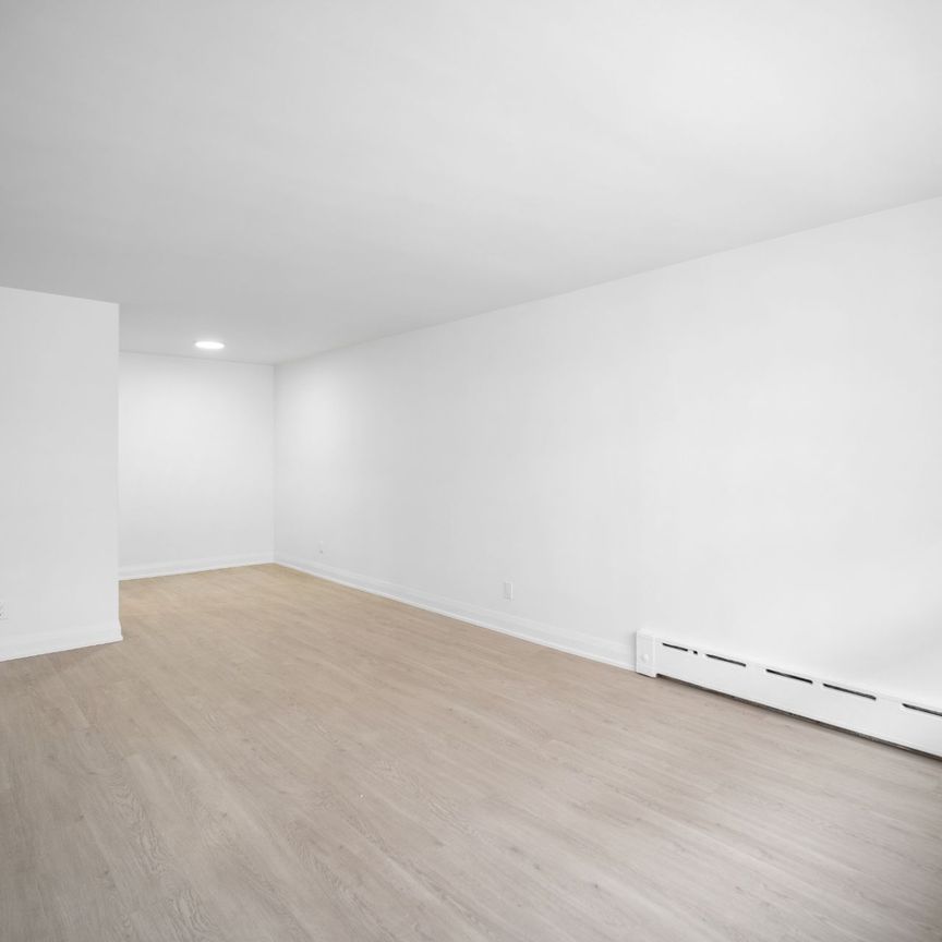 For Lease - 345 Lonsdale Road Unit# 303, Toronto, Ontario - Photo 1
