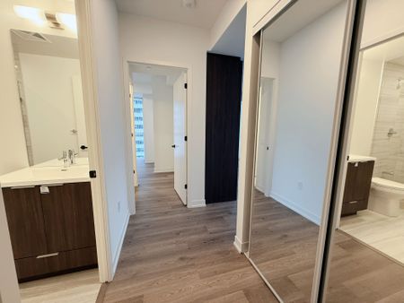 For Lease - 8 Interchange Way Unit# 4502, Vaughan, Ontario - Photo 3