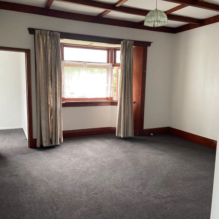 Tidy 3 bedroom in Opotiki - Photo 2