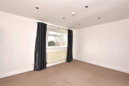 12, Langley Mount, Leeds, West Yorkshire, LS13 1AZ - Photo 5