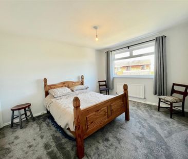 Waverdale Way, South Shields - Photo 4
