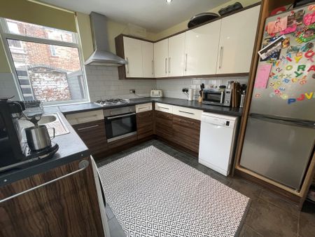 Olivedale Road, Liverpool, L18 - Photo 5