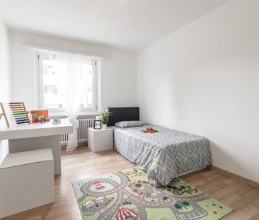 Naturnahe und helle 4 Zimmerwohnung in Melchnau - Foto 2
