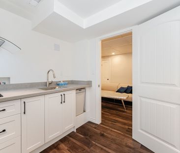 For Lease - 15 Kemano Road Unit# Lower, Aurora, Ontario - Photo 2