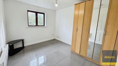 Hunters Ride ,Martlesham Heath - Photo 3