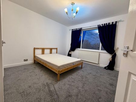 2 Bed Flat, Church Lane, LS7 - Photo 4