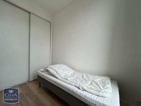 Location Appartement 1 pièce 26m² BORDEAUX 33000 - Photo 3