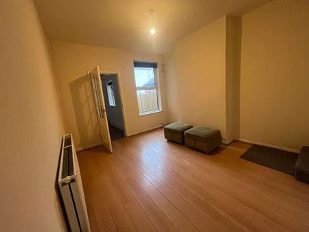 Benton Avenue, Sparkbrook, B11 - Photo 2