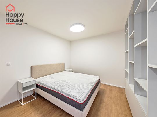 Apartment for rent, 1+KK - Studio, 61m - Фото 1