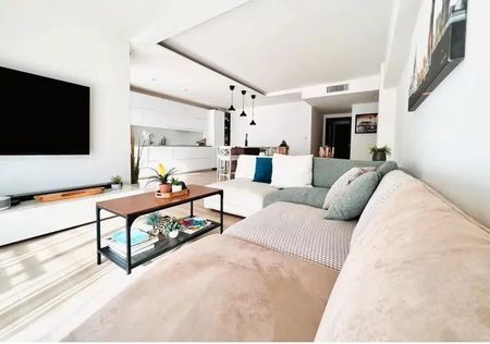 Location Appartement 4 pièces 100m² CAGNES SUR MER 06800 - Photo 2