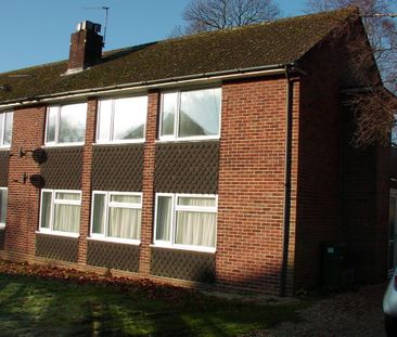 2 bedroom maisonette to rent - Photo 1