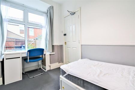 3 bedroom house to rent - Photo 3