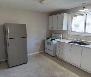 For Lease - 86 Brock Street Unit# 3, Oshawa, Ontario - Photo 1