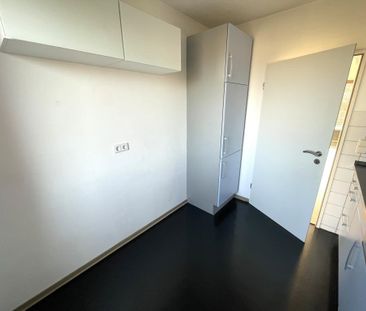 Helle 3-Zimmer-Etagenwohnung mit Einbauküche in Wolfsburg - Photo 4