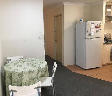 Large MASTER ROOM. Nice house. Free WIFI! Beautiful Double storey h... - Photo 1