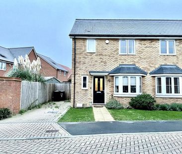 3 bedroom semi-detached house to rent - Photo 1