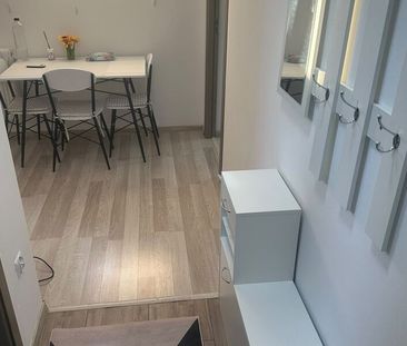Berceni, str. Resita, ac, tv, renovat acum! - Photo 6