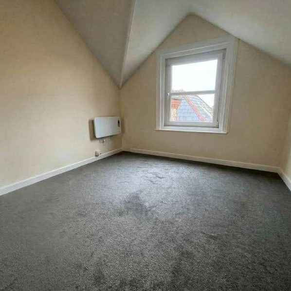 Holdenhurst Road, Bournemouth, BH8 - Photo 1