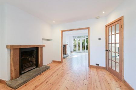 3 bedroom terraced house to rent - Photo 3