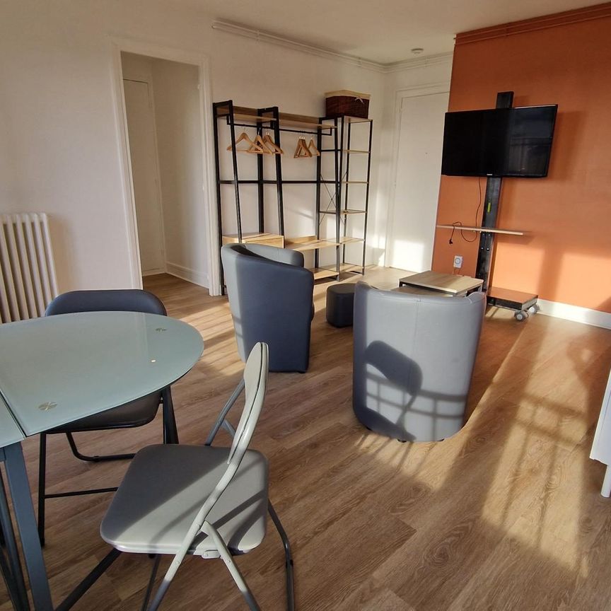 Location Appartement 1 pièce 30m² LE HAVRE 76600 - Photo 1