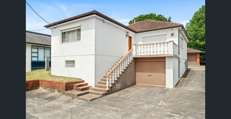 Charming Family Home in Heathcote - Photo 3