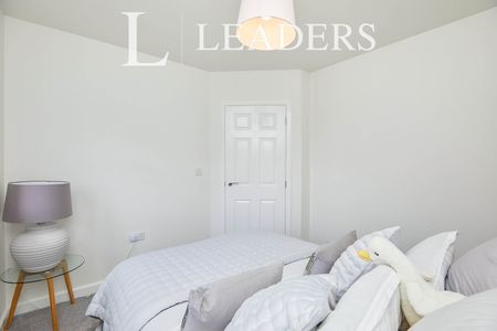 4 bedroom house to rent Foster Close, Mickleover, DE3 - Photo 5