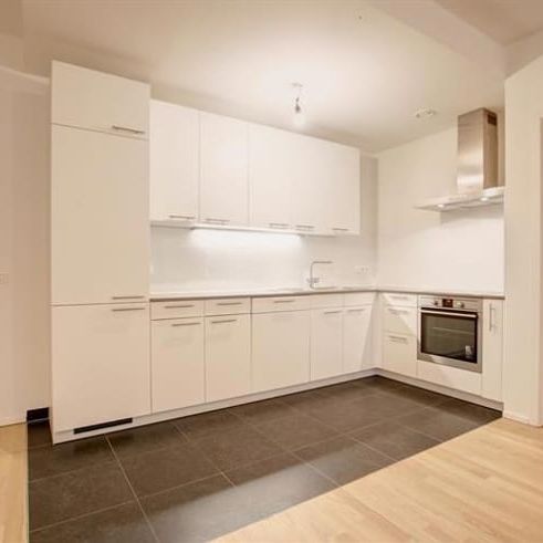 Appartement te huur - Photo 1
