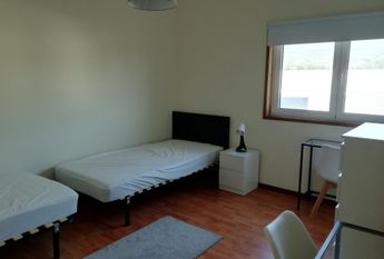 Arrendo quarto ou apartamento em Valenca