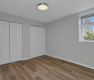 For Lease - 504 Hilson Avenue, Westboro - Hampton Park, Ontario - Photo 4