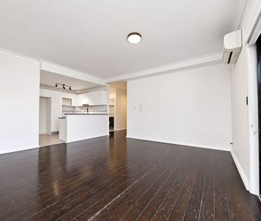 Spacious & Modern 3-Bedroom Unit in Convenient Holroyd Location - Photo 3