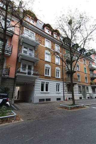 Stilvolle 2-Zimmer-Wohnung mit Balkon Altbaucharme an Toplage beim Manesseplatz - Foto 5