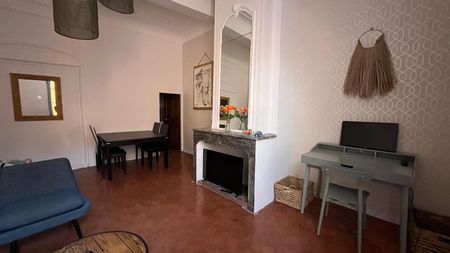 Location Appartement 3 pièces 61m² AIX EN PROVENCE 13100 - Photo 2