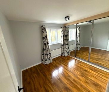 2 Bedroom End Terrace To Let - Photo 1