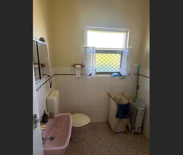Low Maintenance One Bed Unit! - Photo 1