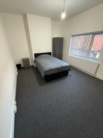 Room in a Shared House, Hampton Road, B23 - Photo 2