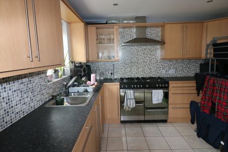 Langthwaite Close, Brough, East Yorkshire - Photo 5