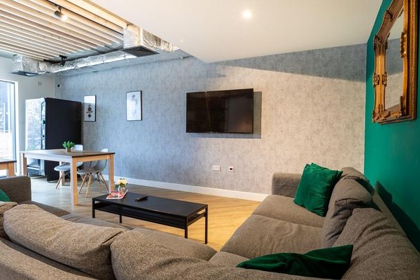 1 bedroom private hall to rent - Photo 1