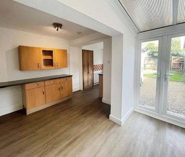 2 bedroom detached house to rent - Photo 3