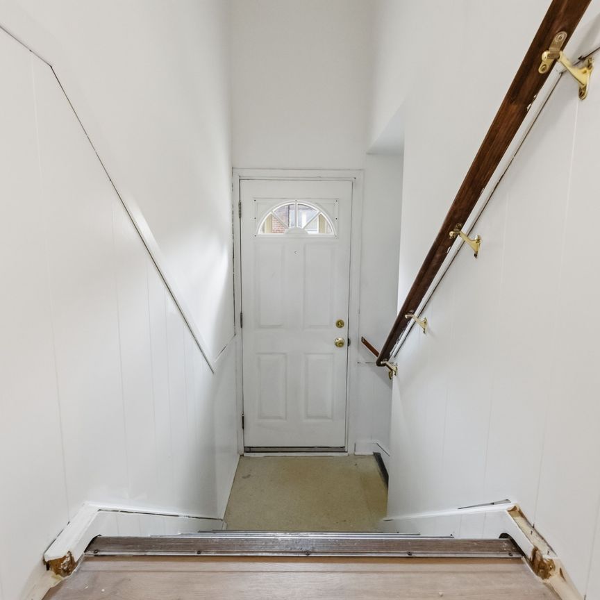 For Lease - 21 Jardine Place, Toronto, Ontario - Photo 1