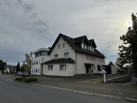 Bergisch Gladbach-Hebborn: Helle 3-Zimmer Wohnung mit Balkon - Foto 3