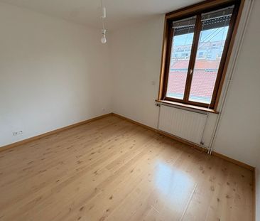 Location Maison 4 pièces 75m² ST ANDRE LEZ LILLE 59350 - Photo 3